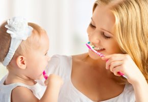 Igiene e prevenzione: cura dei denti fin dai primi anni di vita