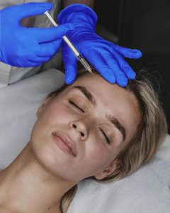 Applicazione Tossina Botulinica Su Fronte
